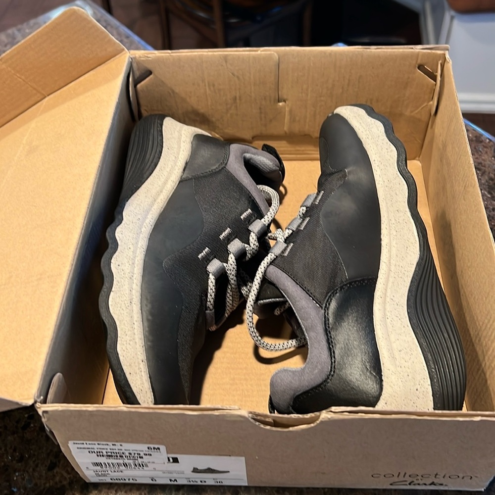 BRAND NEW IN BOX - Clarks Shoes - Women’s